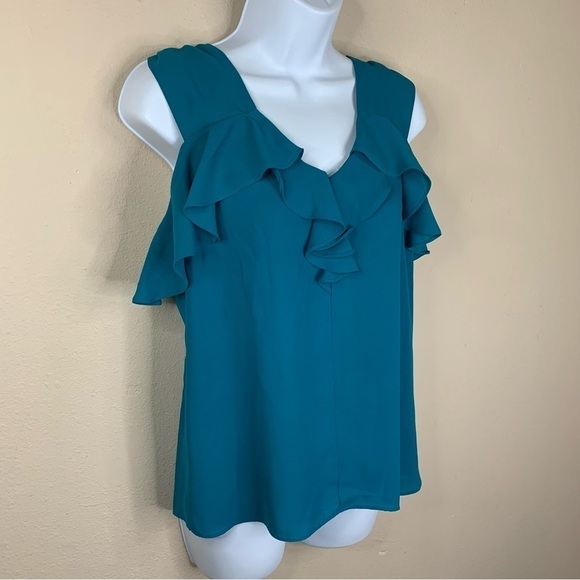 Express Teal Blue Ruffle Blouse V Neck Flowy Sleeveless Small Womens Top - Picture 2 of 7